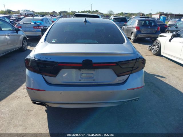 1HGCV1F95JA034720 Honda Accord Touring