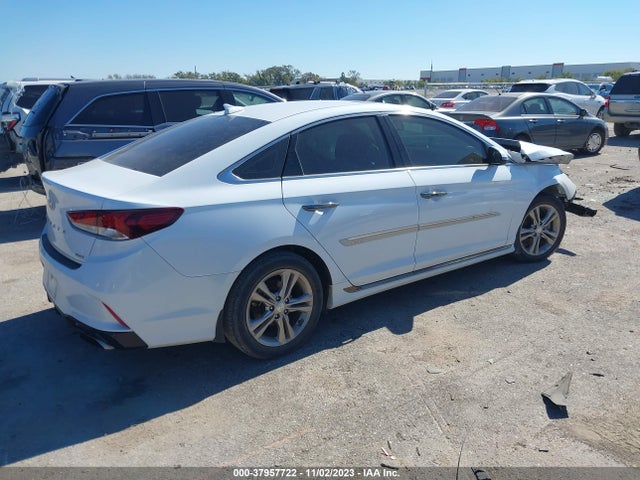 2019 HYUNDAI SONATA SPORT VIN: 5NPE34AF0KH743643
