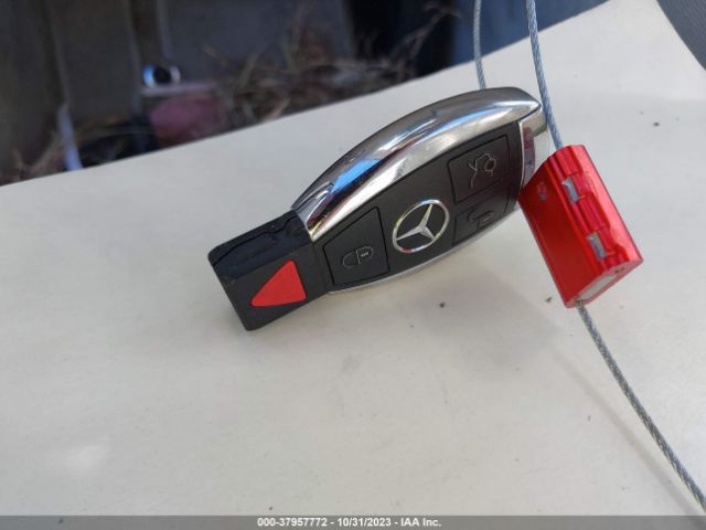 WDDUG8FB1EA063457 Mercedes-Benz S 550 4matic