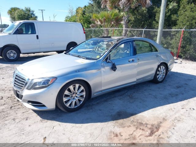 WDDUG8FB1EA063457 Mercedes-Benz S 550 4matic