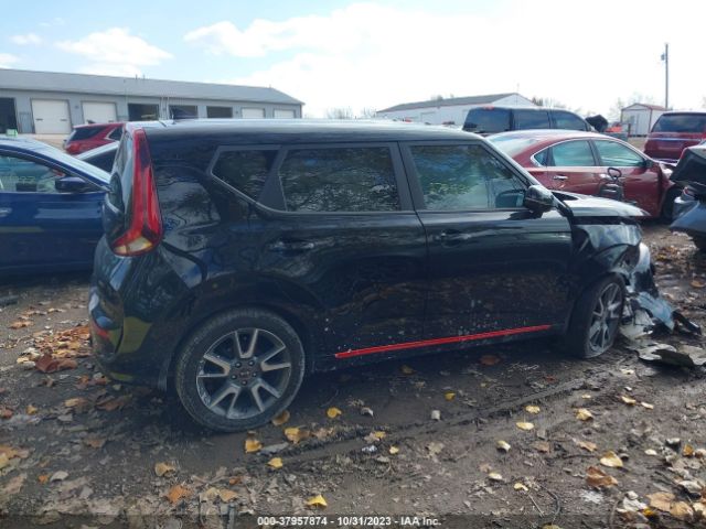 KNDJ63AU4L7702095 KIA Soul Gt-line