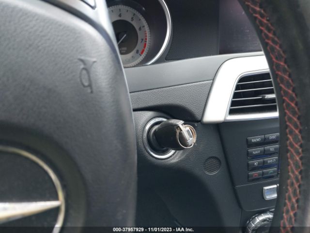 WDDGF8AB9ER309633 Mercedes-Benz C 300 Luxury 4matic