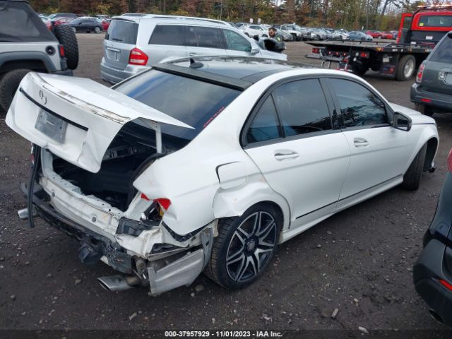 WDDGF8AB9ER309633 Mercedes-Benz C 300 Luxury 4matic