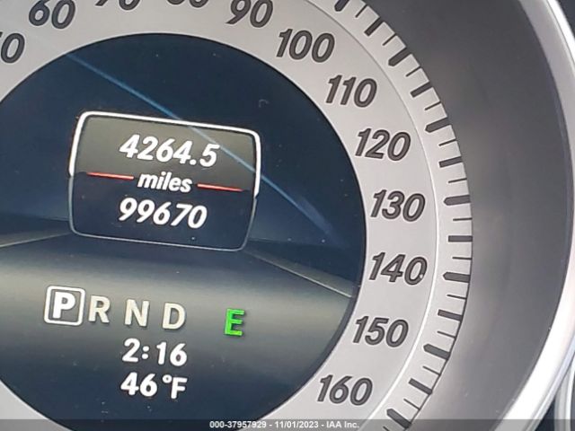 WDDGF8AB9ER309633 Mercedes-Benz C 300 Luxury 4matic