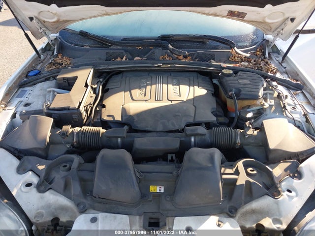 2011 JAGUAR XF SAJWA0FB1BLS18547 Photo 9