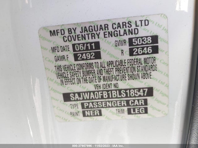 2011 JAGUAR XF SAJWA0FB1BLS18547 Photo 8