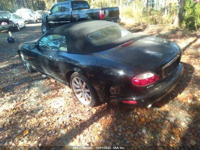 2006 JAGUAR XK8 SAJDA42C262A45830 Photo 2