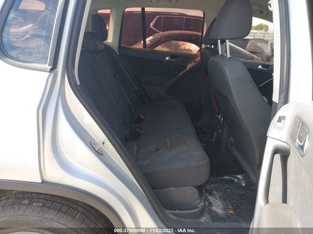 2013 VOLKSWAGEN TIGUAN S VIN: WVGAV3AX1DW618509