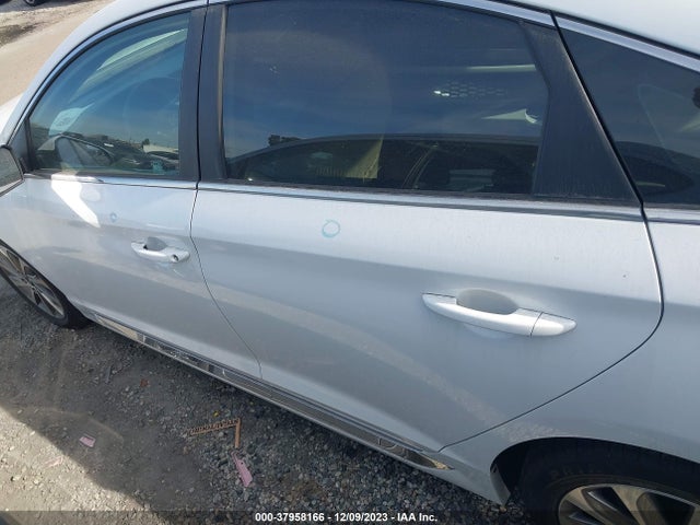 2017 HYUNDAI SONATA SPORT VIN: 5NPE34AF5HH575684