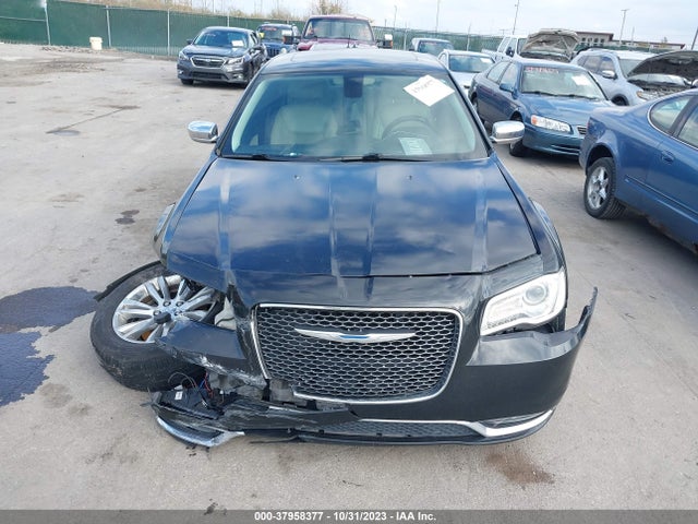 Chrysler 300C 2017 2C3CCAEG0HH566476 Image 12