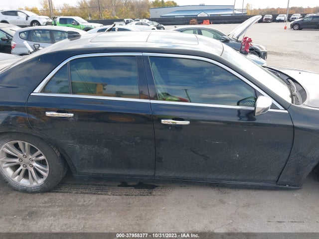 Chrysler 300C 2017 2C3CCAEG0HH566476 Image 13