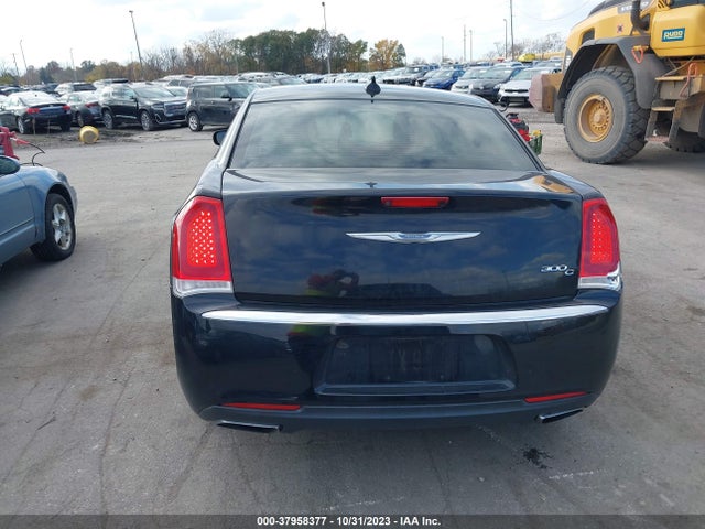Chrysler 300C 2017 2C3CCAEG0HH566476 Image 16