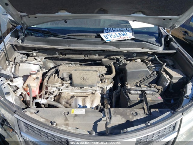 2015 TOYOTA RAV4 XLE VIN: JTMWFREV4FJ048198