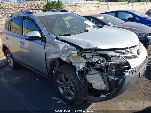 2015 TOYOTA RAV4 XLE VIN: JTMWFREV4FJ048198