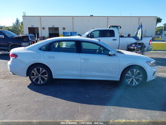 1VWSA7A33MC012829 Volkswagen Passat 2.0t Se