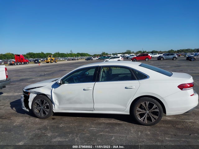 1VWSA7A33MC012829 Volkswagen Passat 2.0t Se