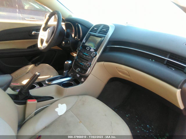 Chevrolet MALIBU 1LT 2015 1G11C5SL2FF106819 Image 5