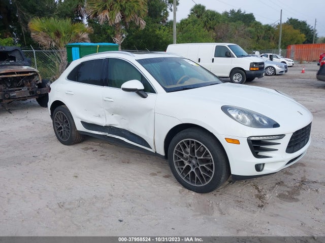 2015 PORSCHE MACAN WP1AB2A55FLB62250 Photo 0