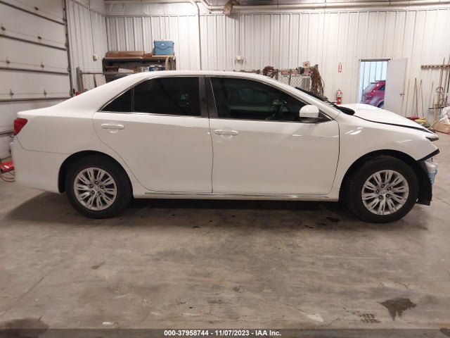 Toyota CAMRY LE 2014 4T4BF1FK9ER428835 Image 14