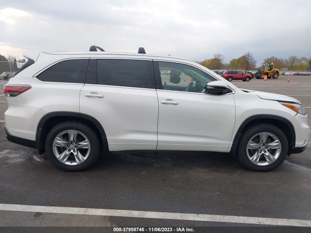 2015 TOYOTA HIGHLANDER LIMITED V6 VIN: 5TDDKRFH9FS126117
