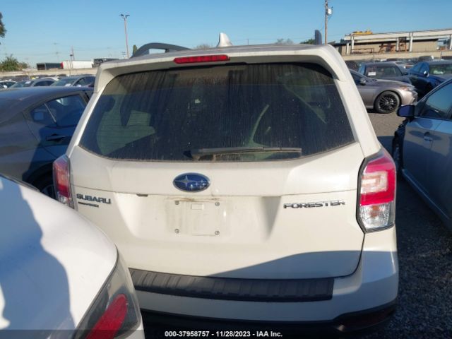 JF2SJARC0JH549551 Subaru Forester Limited