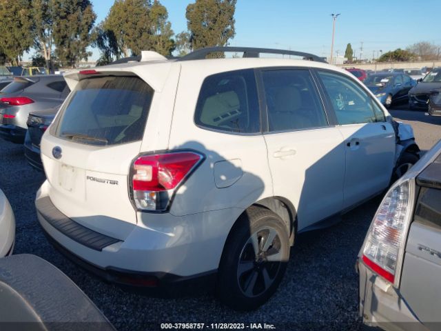JF2SJARC0JH549551 Subaru Forester Limited