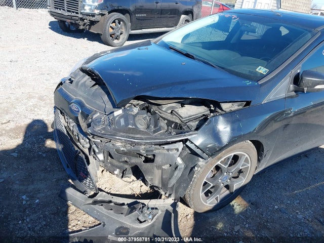 2014 FORD FOCUS SE VIN: 1FADP3K28EL416208