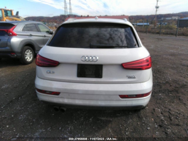 WA1EFCFS7GR011236 Audi Q3 Premium Plus