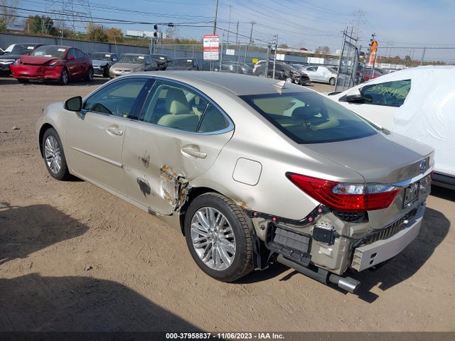 2013 LEXUS ES 350 4DR SDN VIN: JTHBK1GG9D2022812