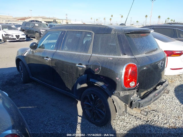 2013 MINI COUNTRYMAN WMWZC3C58DWP22212 Photo 2