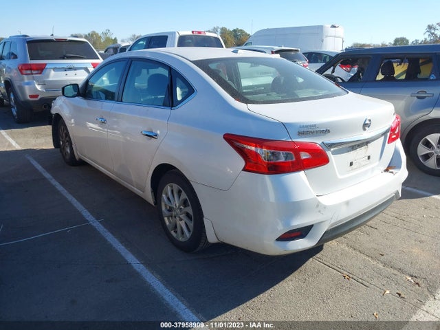 2018 NISSAN SENTRA SV VIN: 3N1AB7AP5JY300050