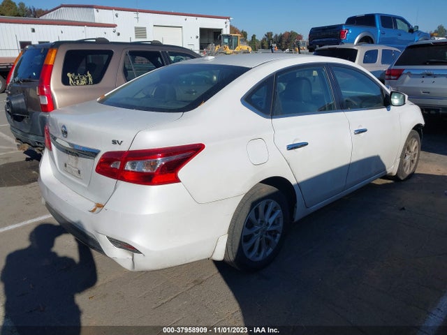 2018 NISSAN SENTRA SV VIN: 3N1AB7AP5JY300050