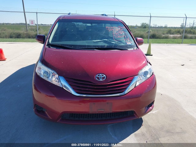 Toyota Sienna Le 8 Passenger 2015 5TDKK3DC4FS641425 Image 12