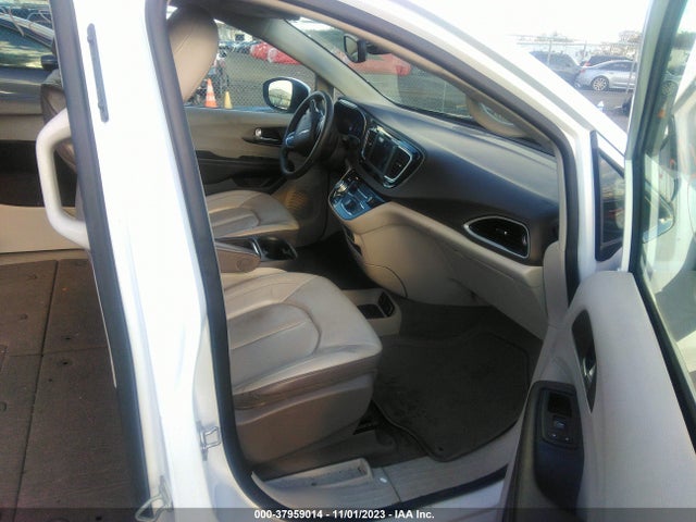 2C4RC1DG5LR260593 Chrysler Voyager Lxi