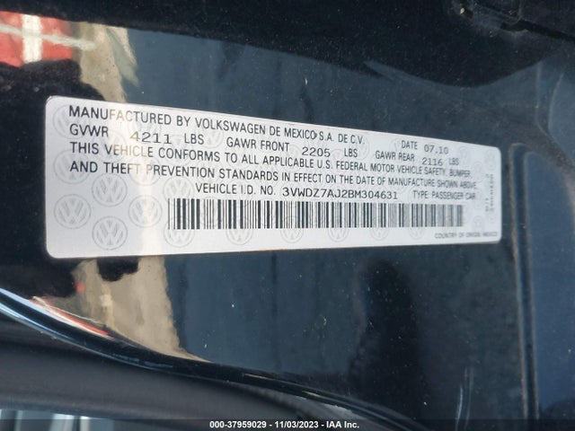 2011 VOLKSWAGEN JETTA 2.5L SE VIN: 3VWDZ7AJ2BM304631