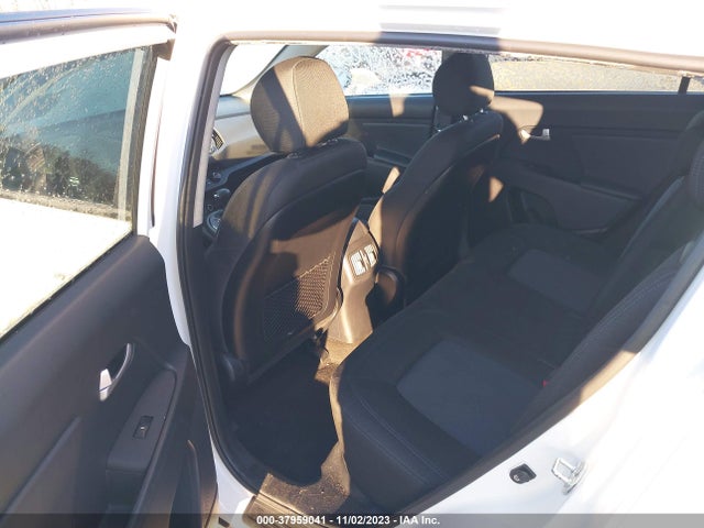 2016 KIA SPORTAGE LX VIN: KNDPBCAC4G7820392