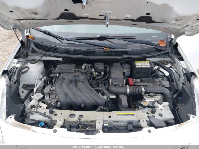 3N1CN7AP7EL805168 Nissan VERSA SV