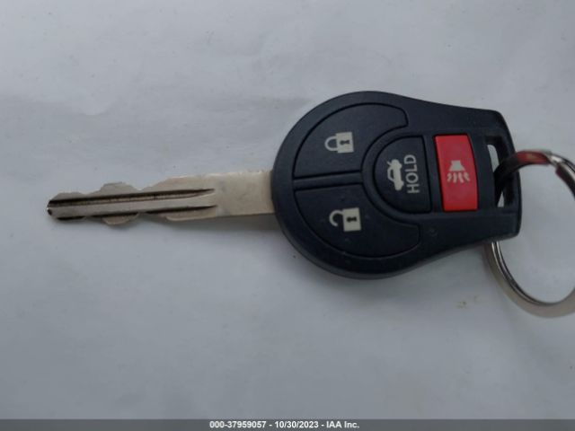 3N1CN7AP7EL805168 Nissan VERSA SV