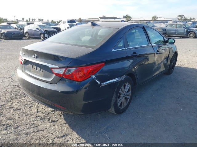 2013 HYUNDAI SONATA GLS VIN: 5NPEB4AC3DH510772