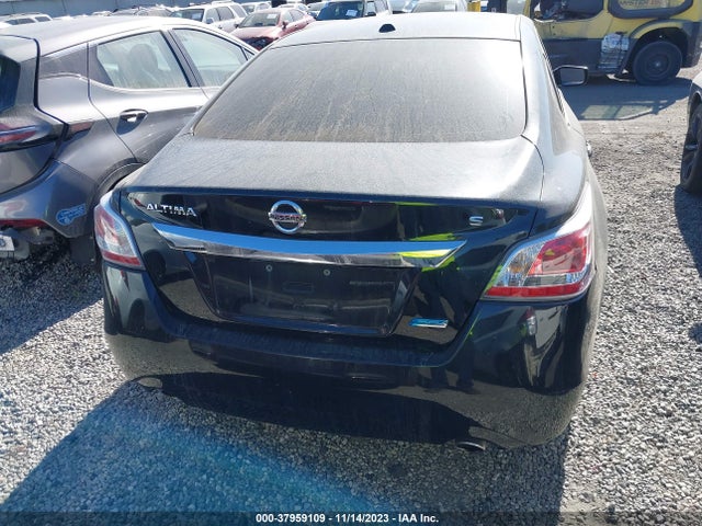 Nissan Altima 2.5 S 2015 1N4AL3AP0FC189948 Image 17