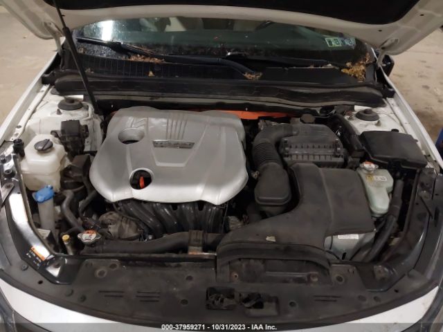 KNAGM4AD4E5075576 KIA Optima Hybrid Lx
