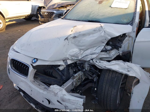 BMW 330i Xdrive 2017 WBA8D9G55HNU60537 Image 10