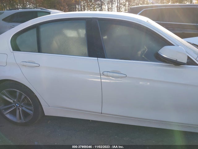 BMW 330i Xdrive 2017 WBA8D9G55HNU60537 Image 12