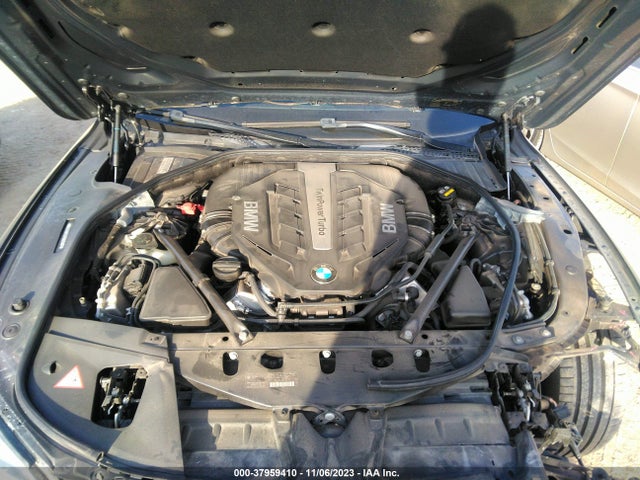 WBAYA8C53FD825387 BMW 750i