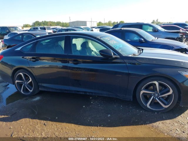 1HGCV1F32JA268065 Honda Accord Sport