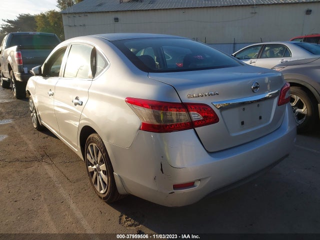 2015 NISSAN SENTRA S VIN: 3N1AB7AP6FY338653