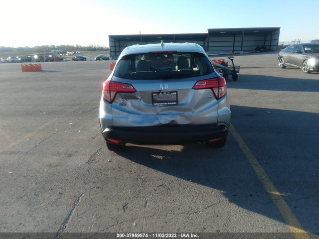 Honda HR-V LX 2017 3CZRU6H39HM709445 Image 16