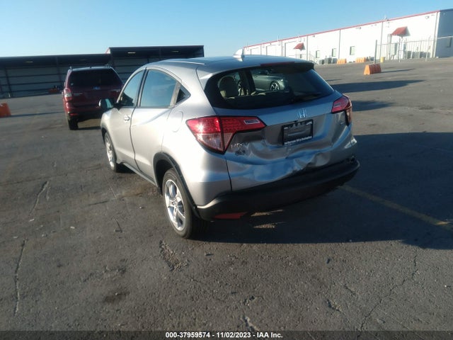 Honda HR-V LX 2017 3CZRU6H39HM709445 Image 3