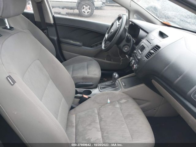 KNAFK4A68F5379420 KIA FORTE LX