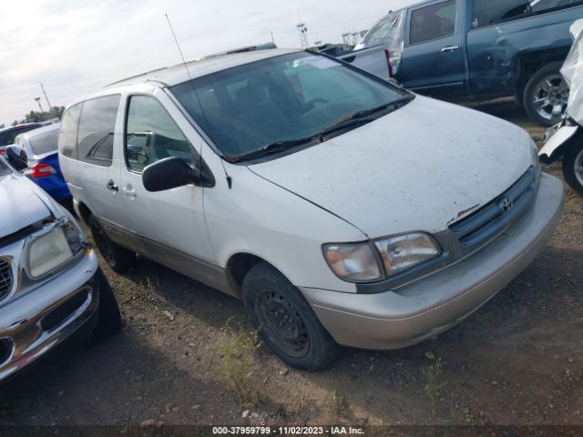 4T3ZF13C8XU168590, 1999 Toyota Sienna Xle on IAAI